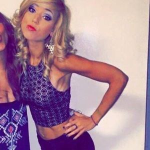 Cute crop top good for night out